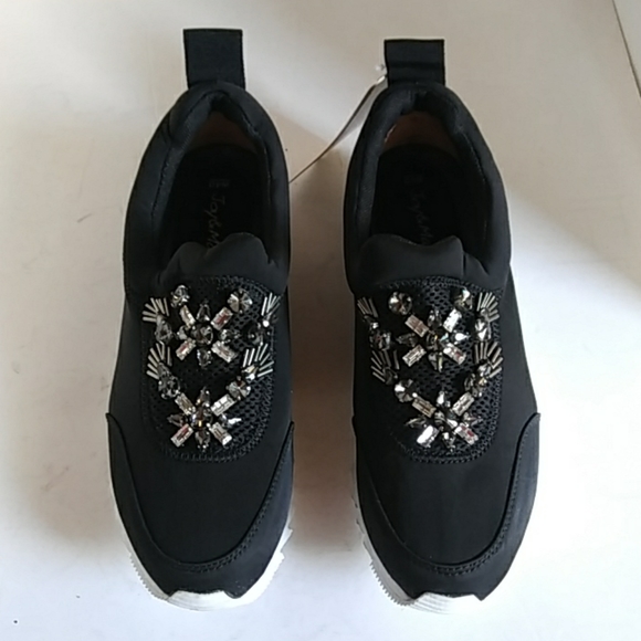 Women's Black Slip On W Rhinestones - Picture 3 of 8